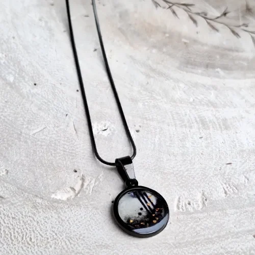 Czarna akwarela naszyjnik
