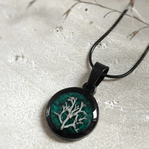 chrobotek reniferowy naszyjnik