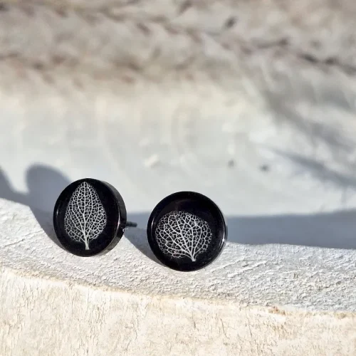 Płatek hortensji kolczyki